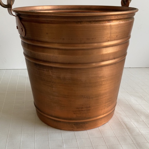 Smith & Hawken Copper hearthside bucket 2003 flower planter pot - Picture 5 of 10